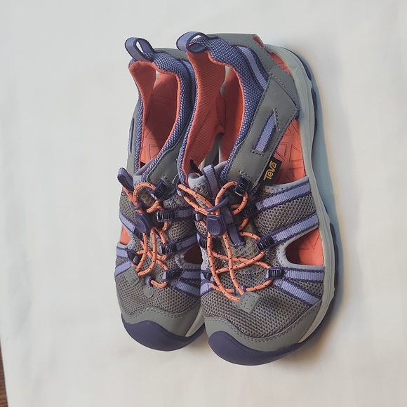 Teva Manatee Sport Sandals. - Picture 4 of 13